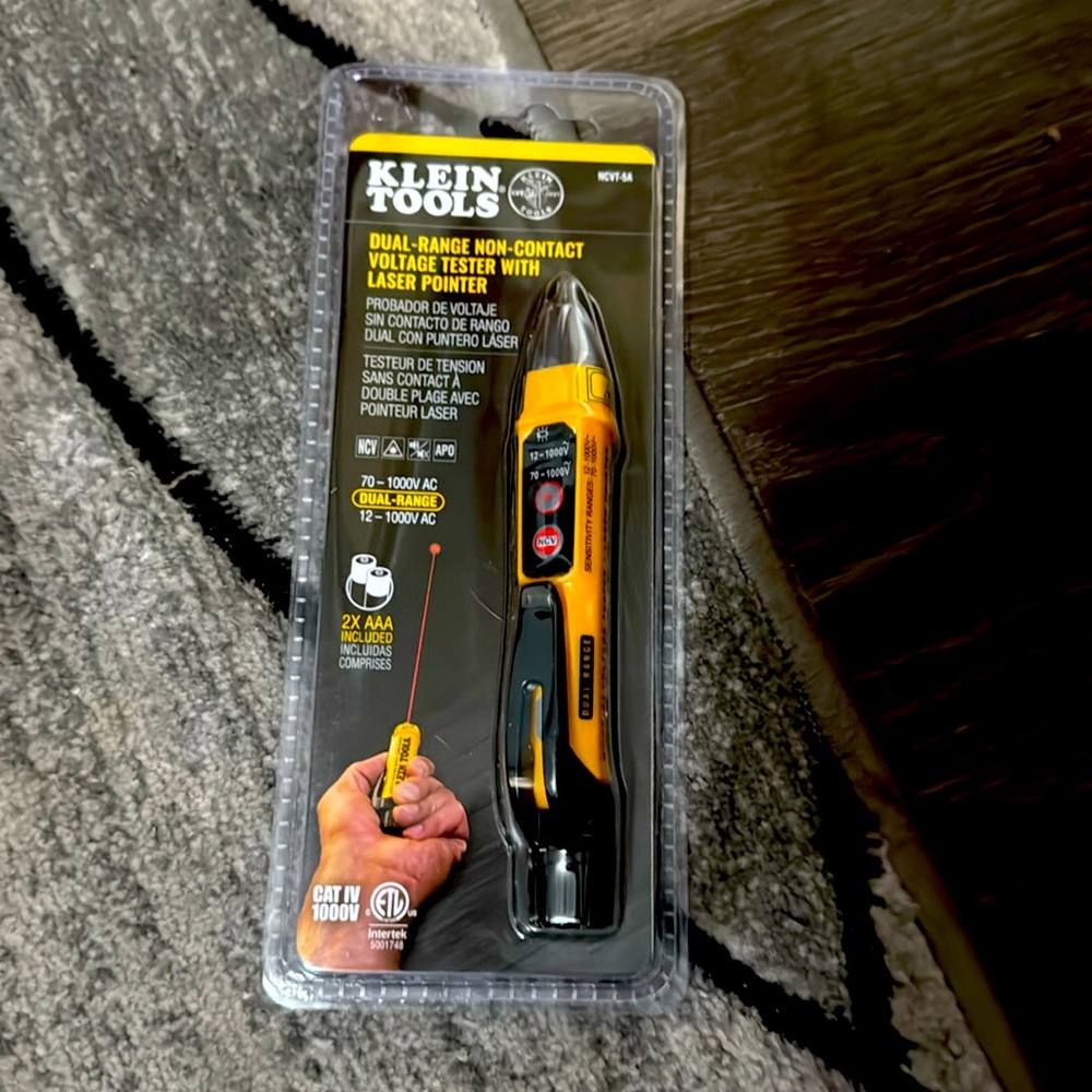 Dual-Range Voltage Tester with laser pointer - Klein tools NCVT-5A
Electrician